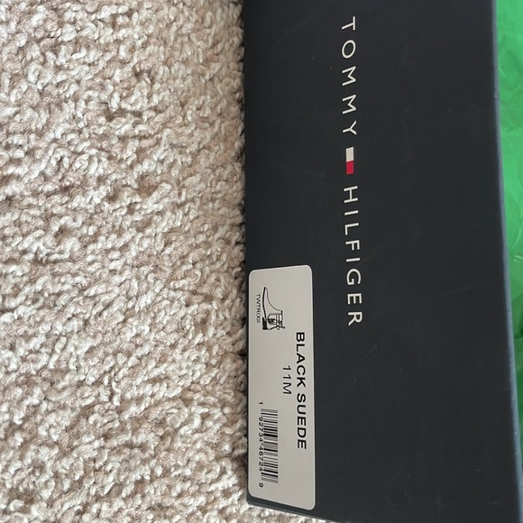 Tommy Hilfiger women’s black suede booties, new in box, size 11 - Picture 5 of 5